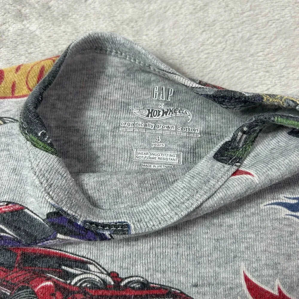 Gap Hot Wheels Organic Cotton Pj Set  4 years old